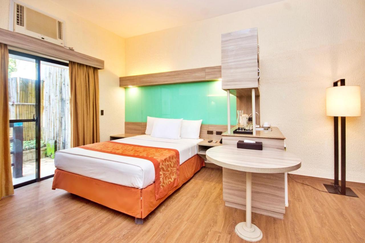 Microtel By Wyndham Boracay Balabag  Exterior foto